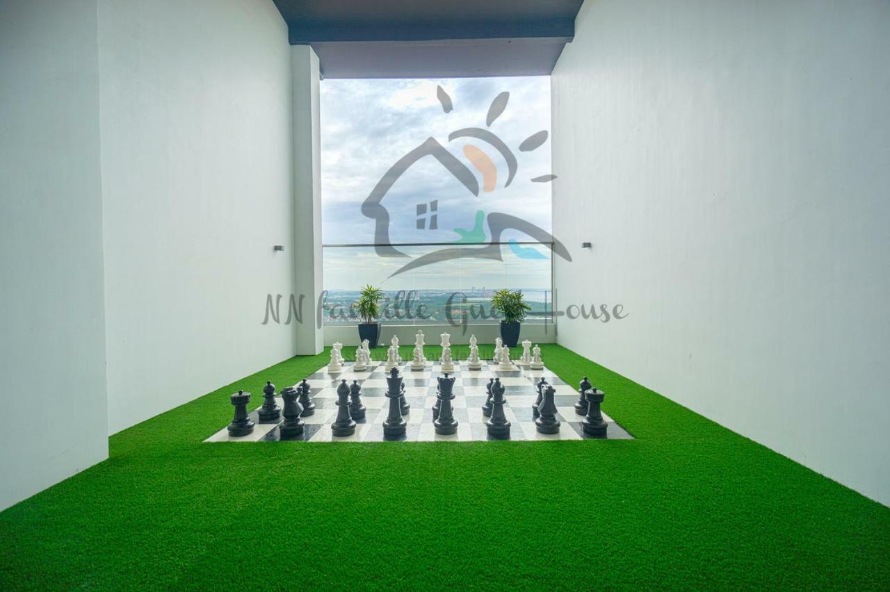 Nn Famille Guest House Pasir Gudang Dış mekan fotoğraf